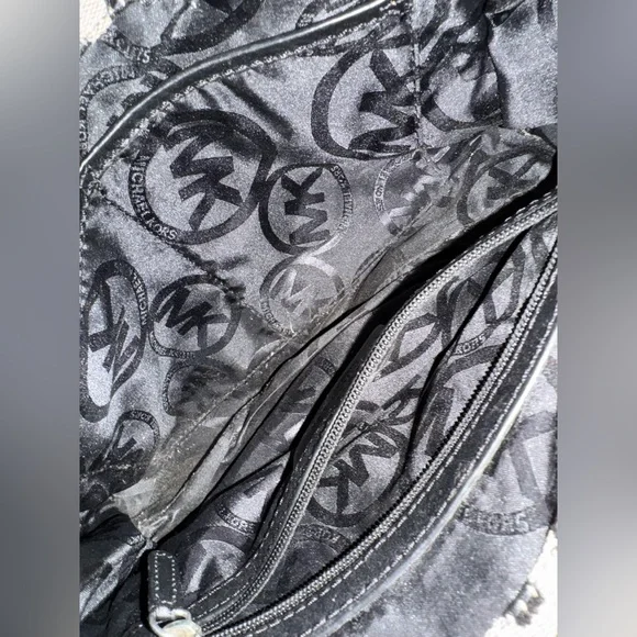 Michael Kors Black and Tan Satchel with Signature Style - Picture 4 of 4